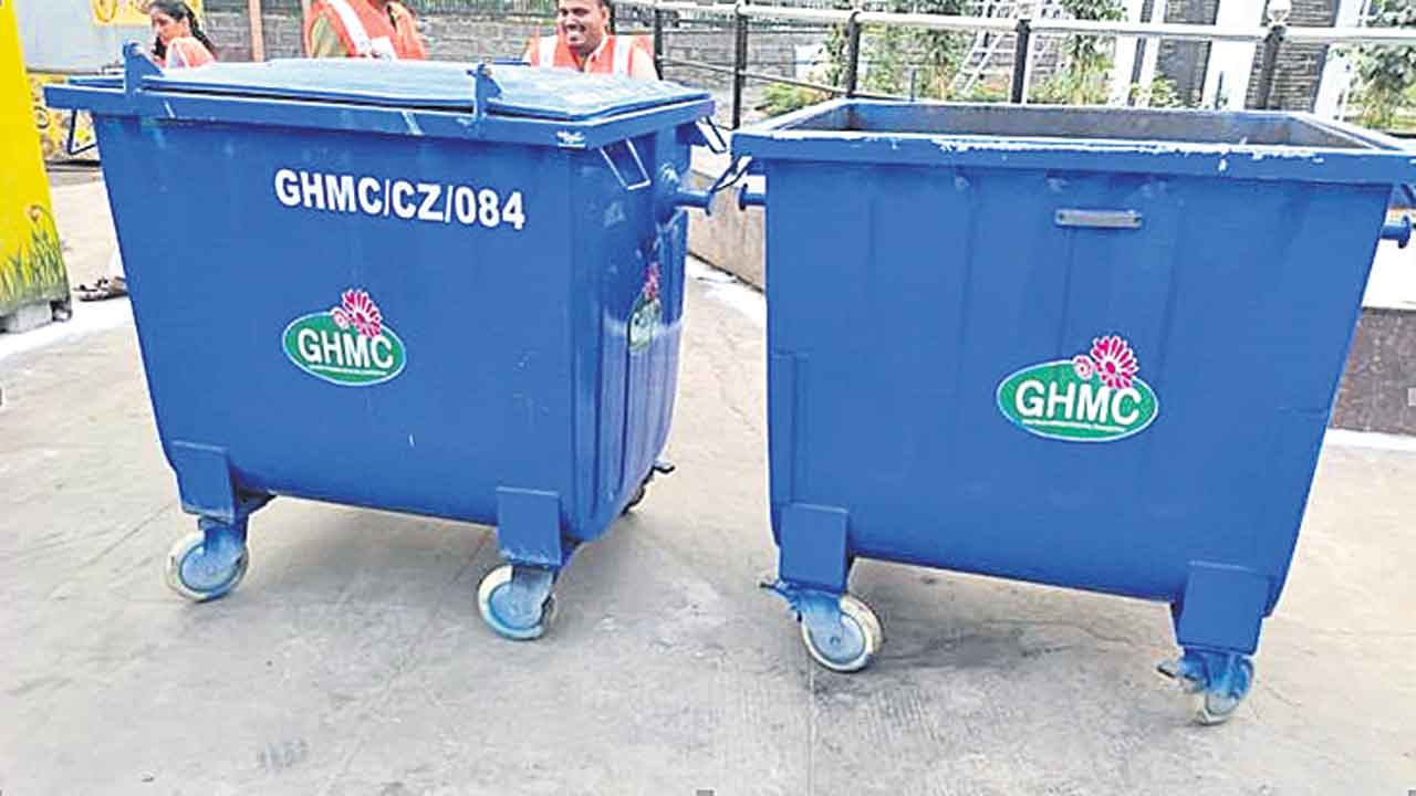 GHMC | రహదారులపై మళ్లీ చెత్త డబ్బాలు.. 477 జీవీపీ పాయింట్లలో 931 బిన్లు!