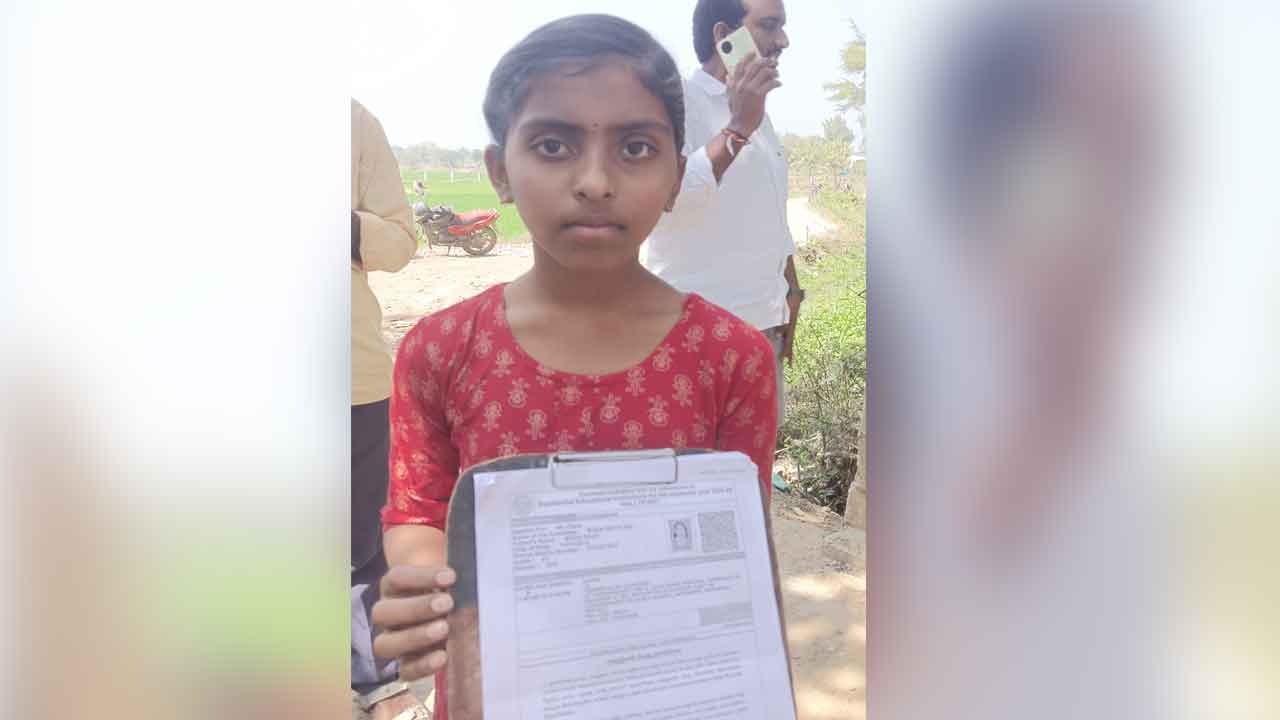 Chennaraopet | ఎవరో చేసిన తప్పుకు చిన్నారికి శిక్షా? అధికారుల తీరుపై వెల్లువెత్తుతున్న విమర్శలు