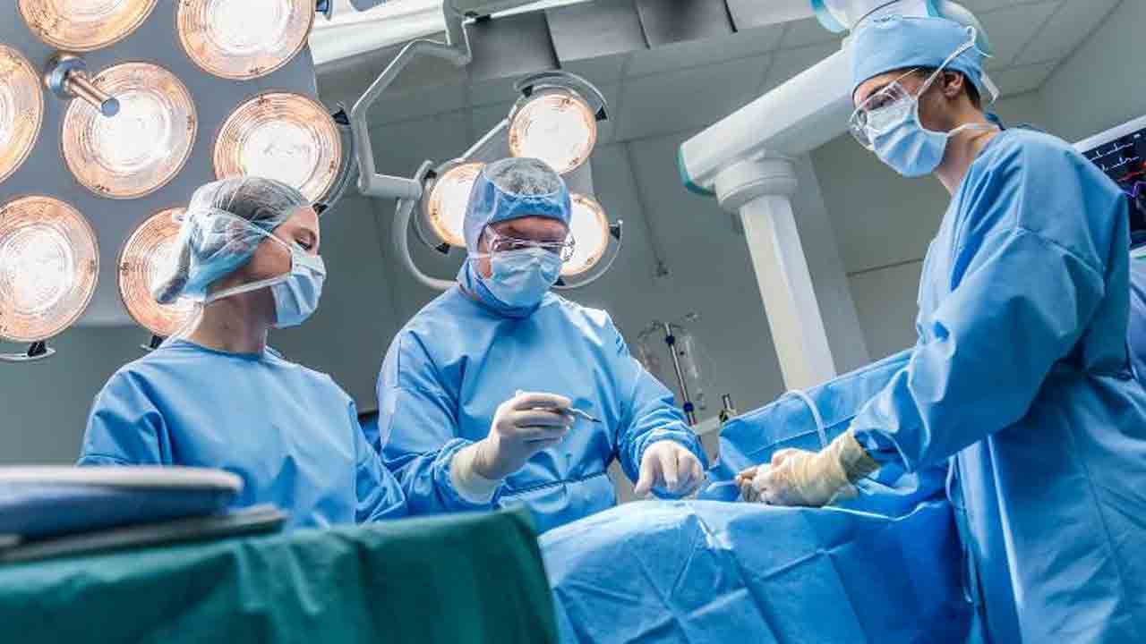 Government Hospital | రికార్డ్‌ బ్రేక్‌.. 5 రోజుల్లో 200 సర్జరీలు