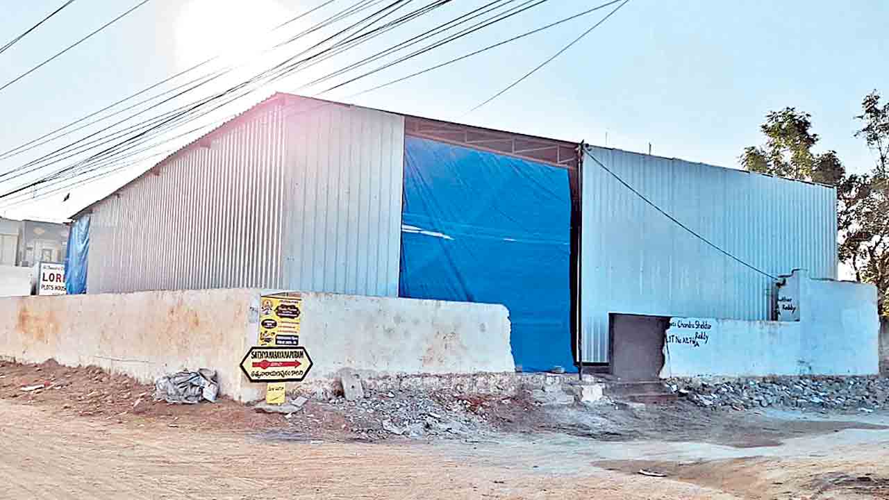 యథేచ్ఛగా భూముల కబ్జా