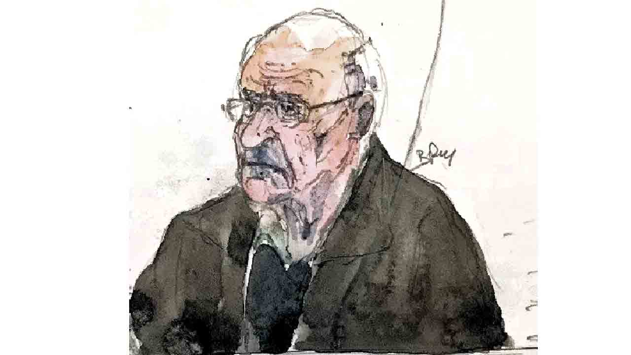 300 మంది రోగులపై అఘాయిత్యం