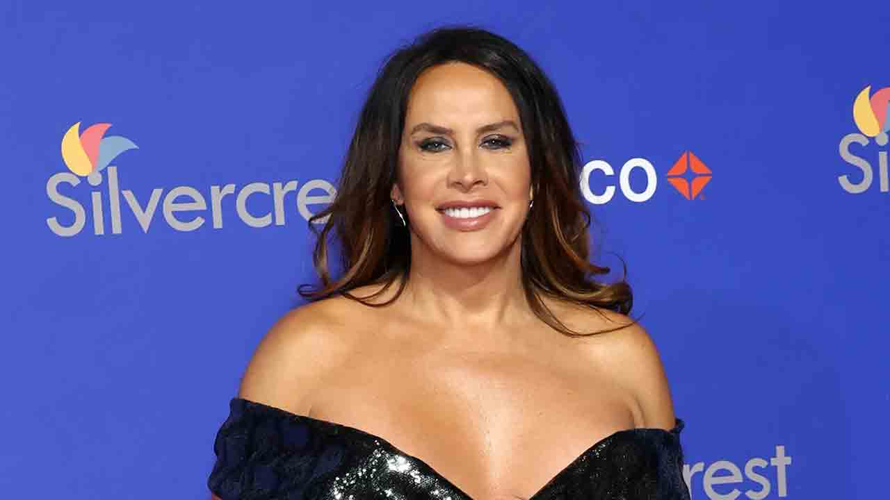 Karla Sofia Gascon | వివాదంలో హాలీవుడ్ న‌టి.. ఆస్కార్ కోల్పోయే ఛాన్స్ ఉందా.!