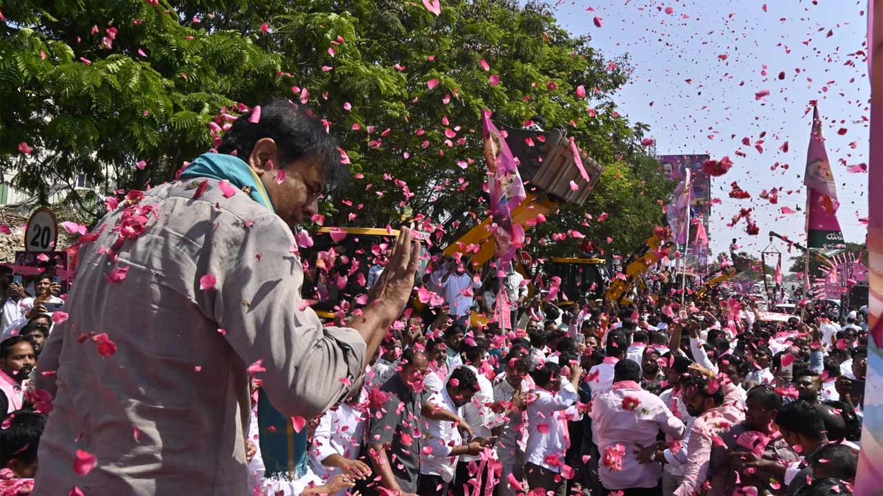 KTR | గులాబీమయంగా మారిన మహేశ్వరం.. తుక్కుగూడ నుంచి ఆమన్‌గల్‌ దాకా కేటీఆర్‌కు జననీరాజనాలు