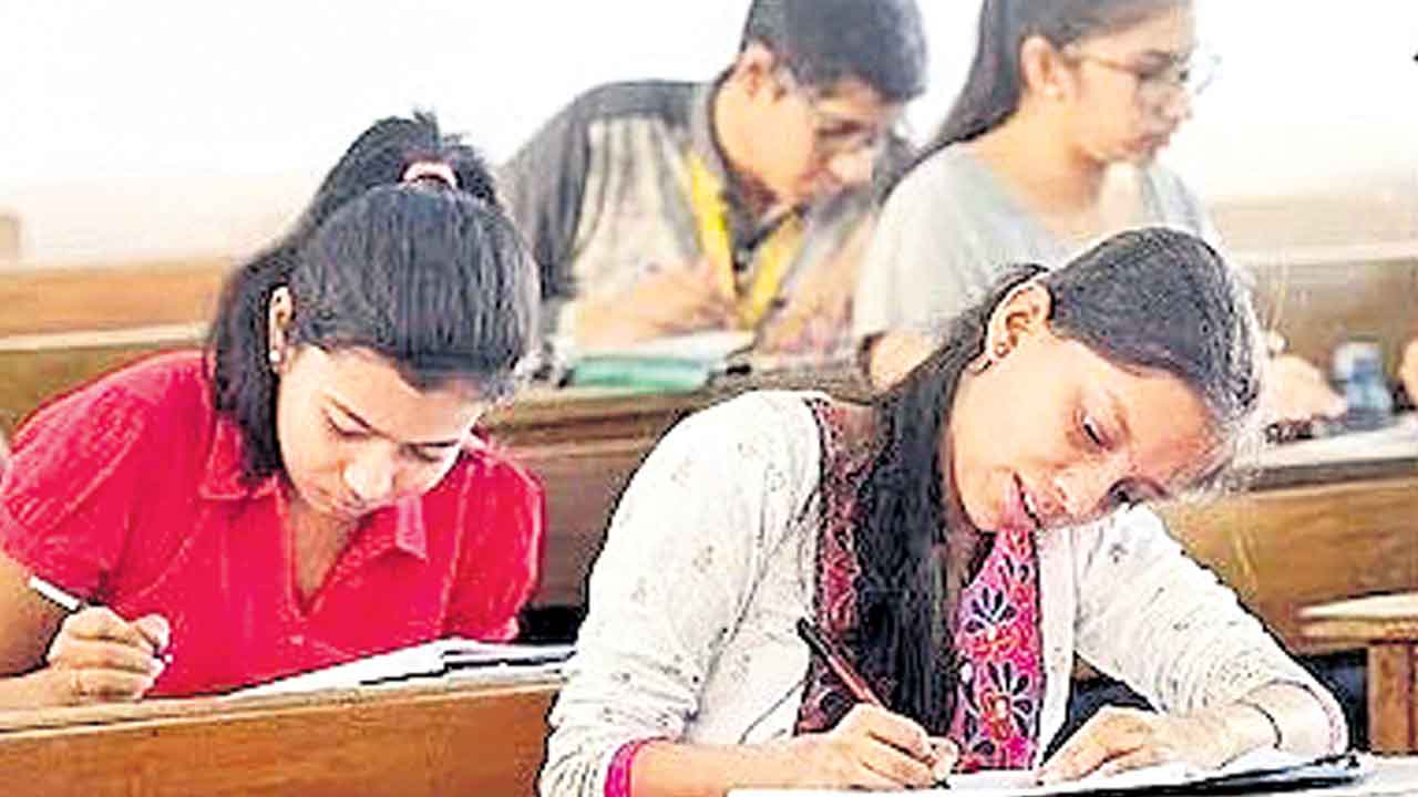 PG LAWCET | కొత్తగా ఫ్యామిలీ లాను చేర్చారు .. పీజీ లాసెట్‌ సిలబస్‌లో స్వల్పమార్పులు