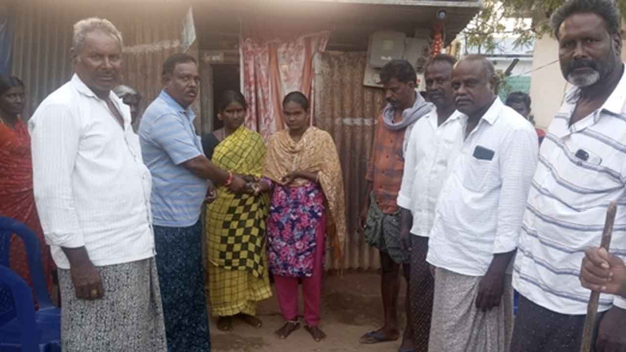 Madhira | ఆత్మహత్యకు పాల్పడిన రైతు కుటుంబాన్ని ప్రభుత్వం ఆదుకోవాలి