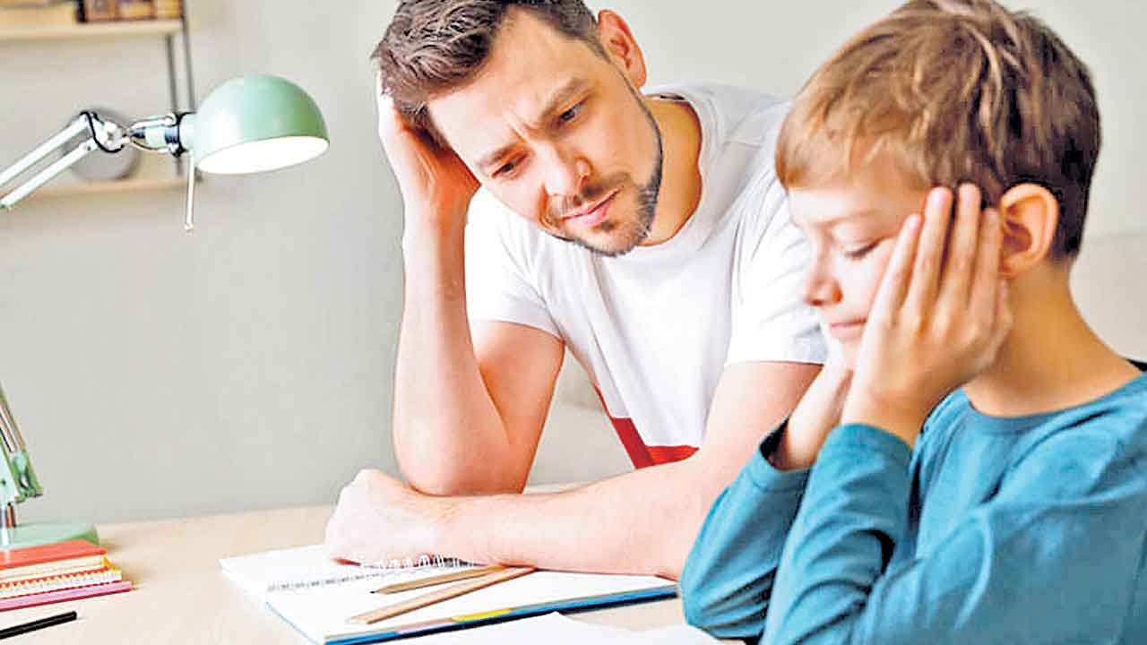 పిల్లల్లో లెక్కల భయం.. పేరెంట్స్‌ నుంచే!