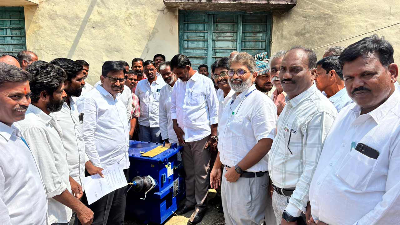 Mahabubnagar | 20 మంది రైతులకు ట్రాన్స్‌ఫార్మర్లు అందజేసిన ఎమ్మెల్యే