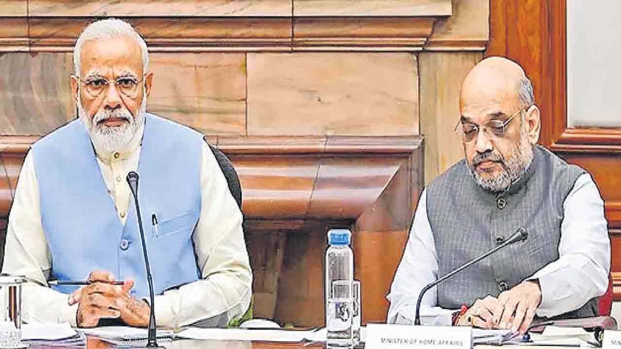 ఆరేండ్లు పోటీకి అనర్హులను చేస్తే చాలు