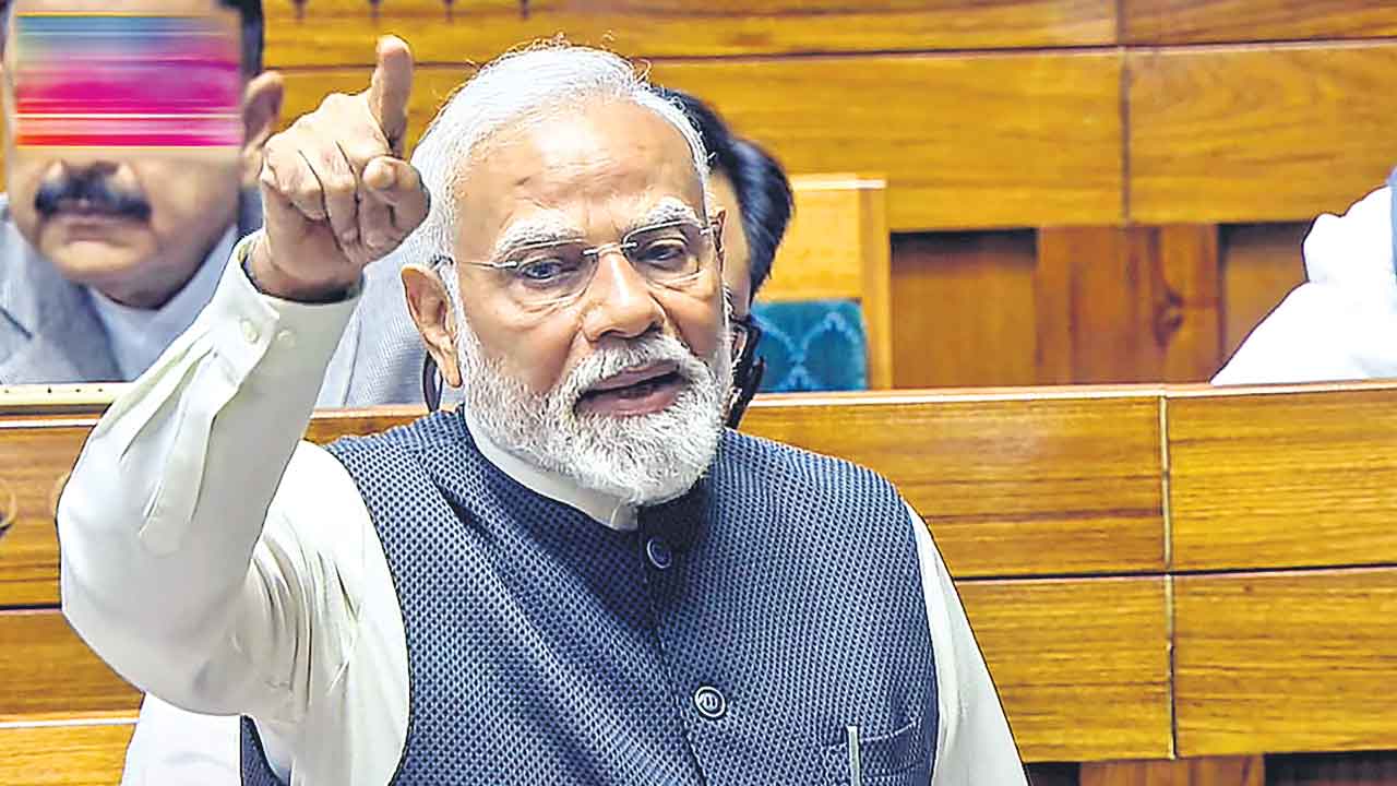 వారు రాజ్యాంగాన్ని అర్థం చేసుకోలేరు!