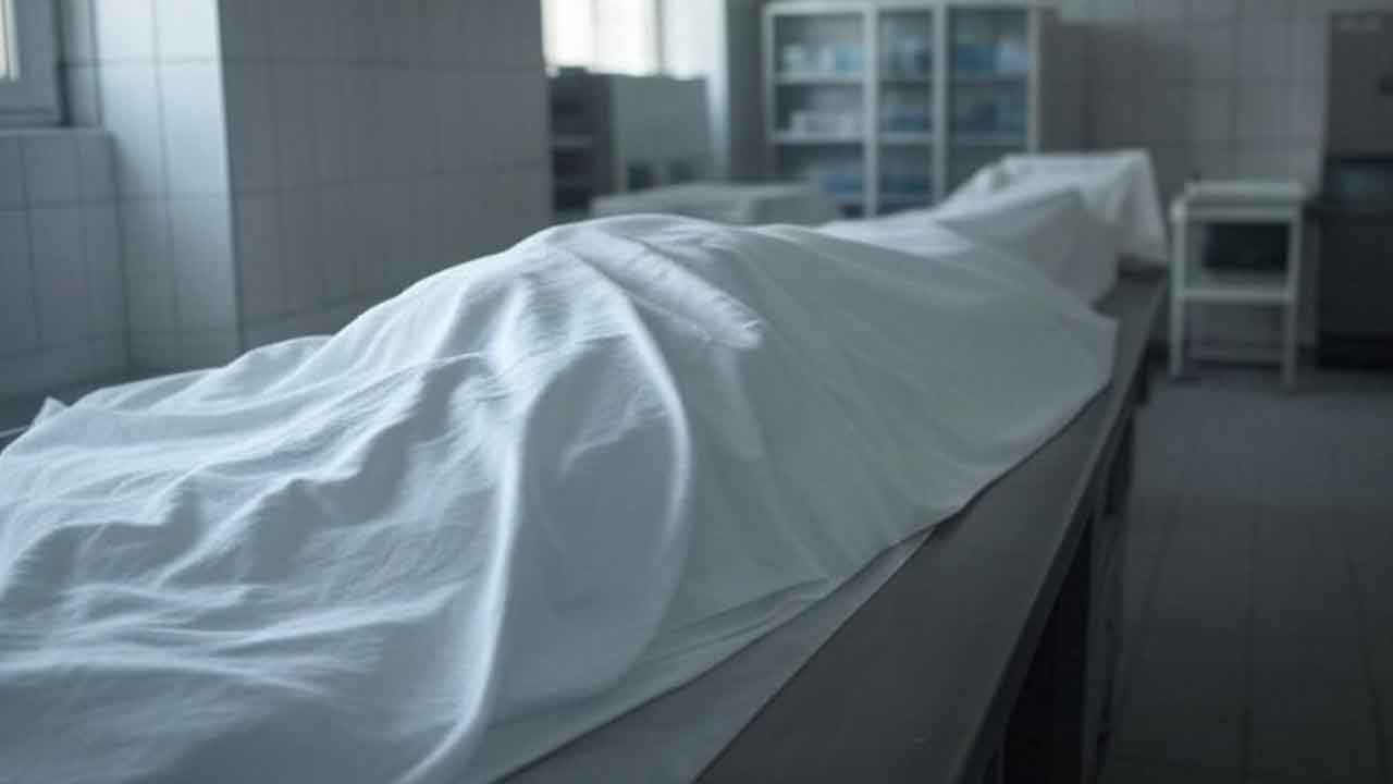 Madhya Pradesh | అంత్యక్రియల్లో తమ్ముడితో వివాదం.. తండ్రి మృతదేహాన్ని సగం కోసివ్వమన్న అన్న