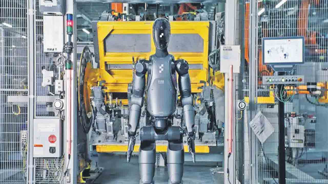 Humanoid Robot | మర మనిషికి మెదడు.. రోబోటిక్స్‌ రంగంలో సరికొత్త ఆవిష్కరణ