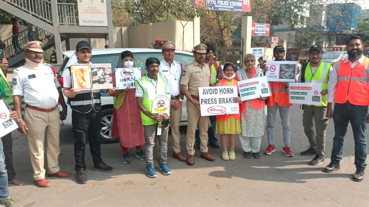 No Horn | హారన్ మోగించడం ఆపేద్దాం….శబ్ద కాలుష్యం తగ్గిద్దాం.. ఉప్పల్‌లో అవగాహన కార్యక్రమం