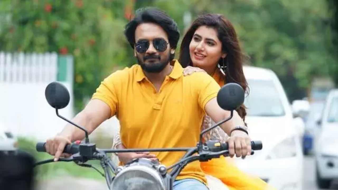 Oka Pathakam Prakaram Review | ఒక పథకం ప్రకారం మూవీ రివ్యూ.. ఇంటర్వెల్‌లోగా విలన్‌ను కనిపెట్టేయొచ్చా!