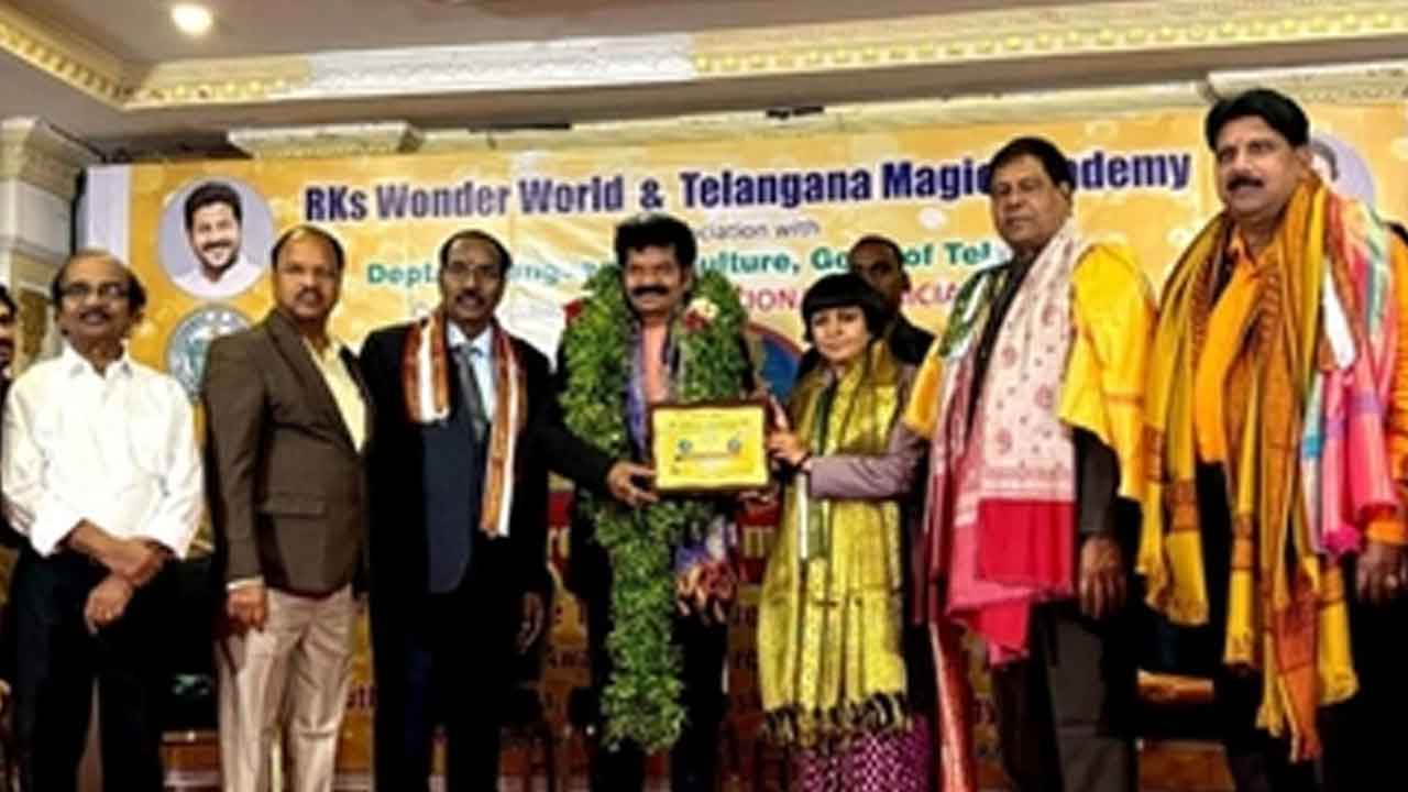 Magic Raja | మేజిక్ రాజాకు పీసీ సర్కార్ మెమోరియల్ అవార్డు