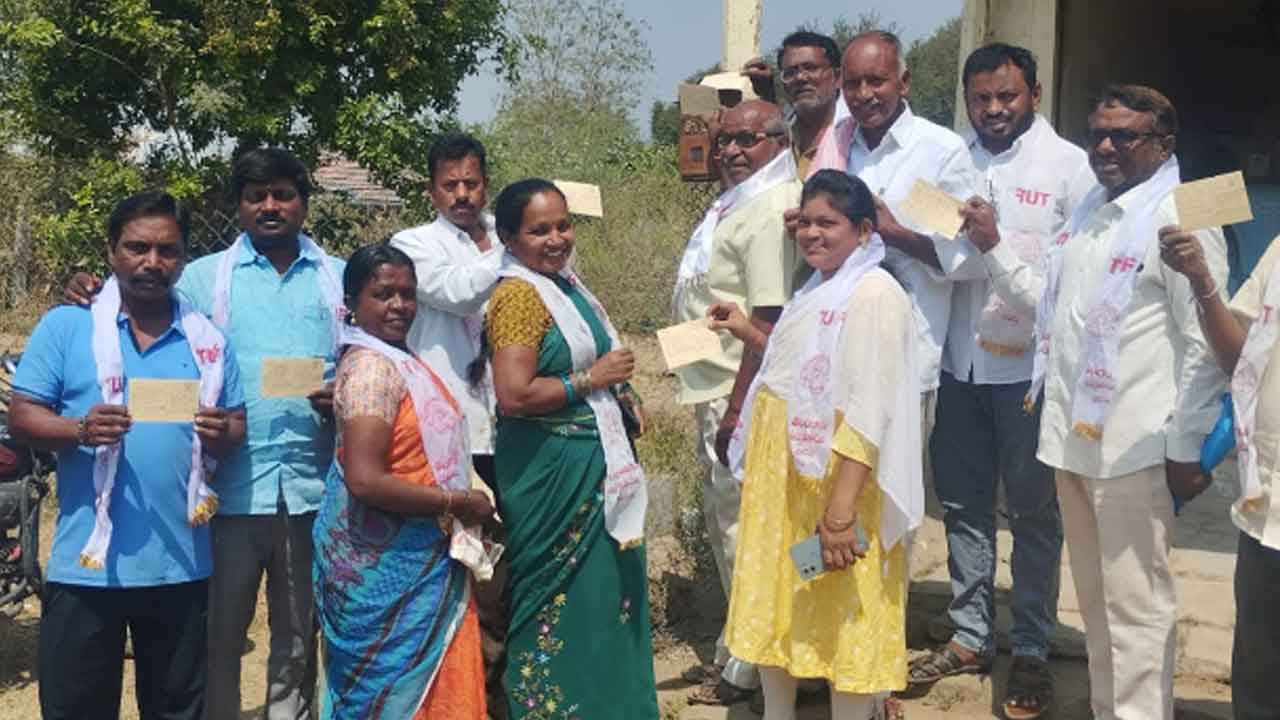 Telangana activists | తెలంగాణ ఉద్యమ కారులకు గుర్తింపు కార్డులు జారీ చేయాలి