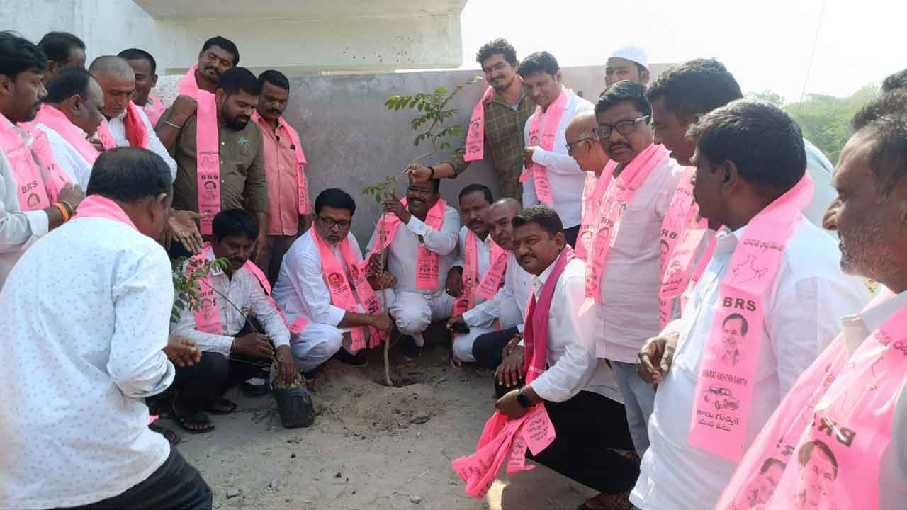 KCR | దేశంలోనే తెలంగాణను అగ్రస్థానంలో నిలిపిన గొప్ప వ్యక్తి కేసీఆర్‌ : పుట్ట మధుకర్