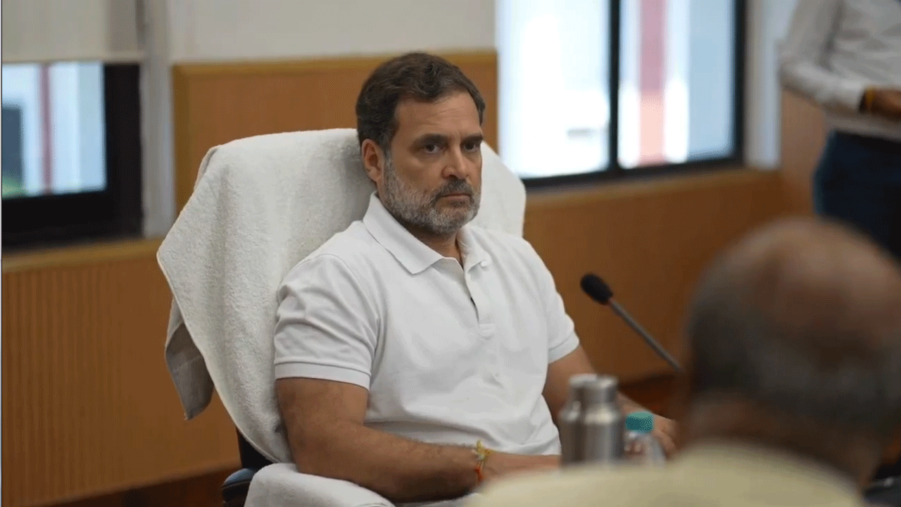 Rahul Gandhi: ఎస్సీ క‌మీష‌న్‌లోని ఖాళీ పోస్టుల‌ను భ‌ర్తీ చేయండి: రాహుల్ గాంధీ