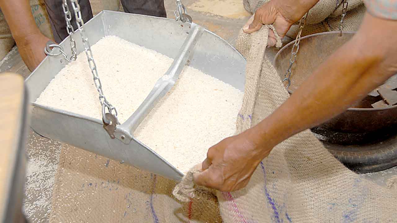 Ration | సన్నబియ్యం పంపిణీ ఎప్పుడు? ఆలస్యానికి కారణమేంటి?