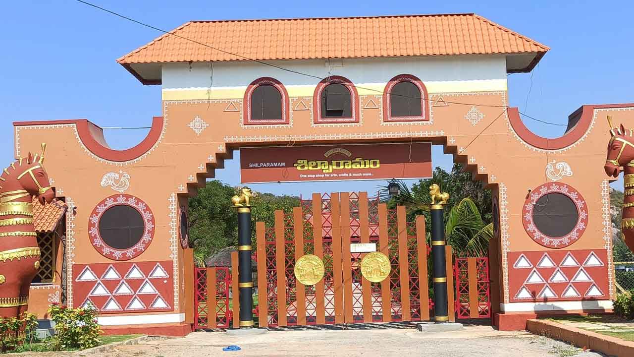 సర్వం సిద్ధంగా ఉన్నా ప్రారంభానికి పరేషాన్‌