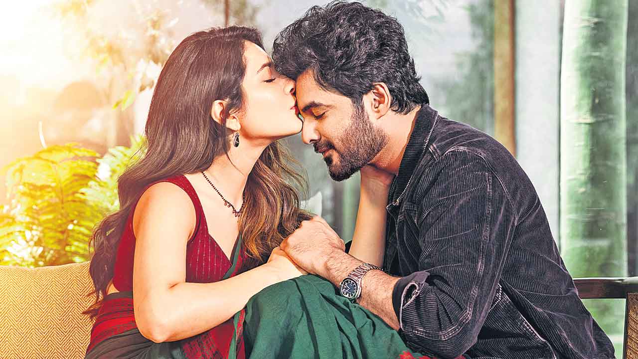 Siddu Jonnalagadda | ముక్కోణపు ప్రేమాయణం.. ఇంతకీ సిద్ధు జొన్నలగడ్డ జోడీ ఎవరు?