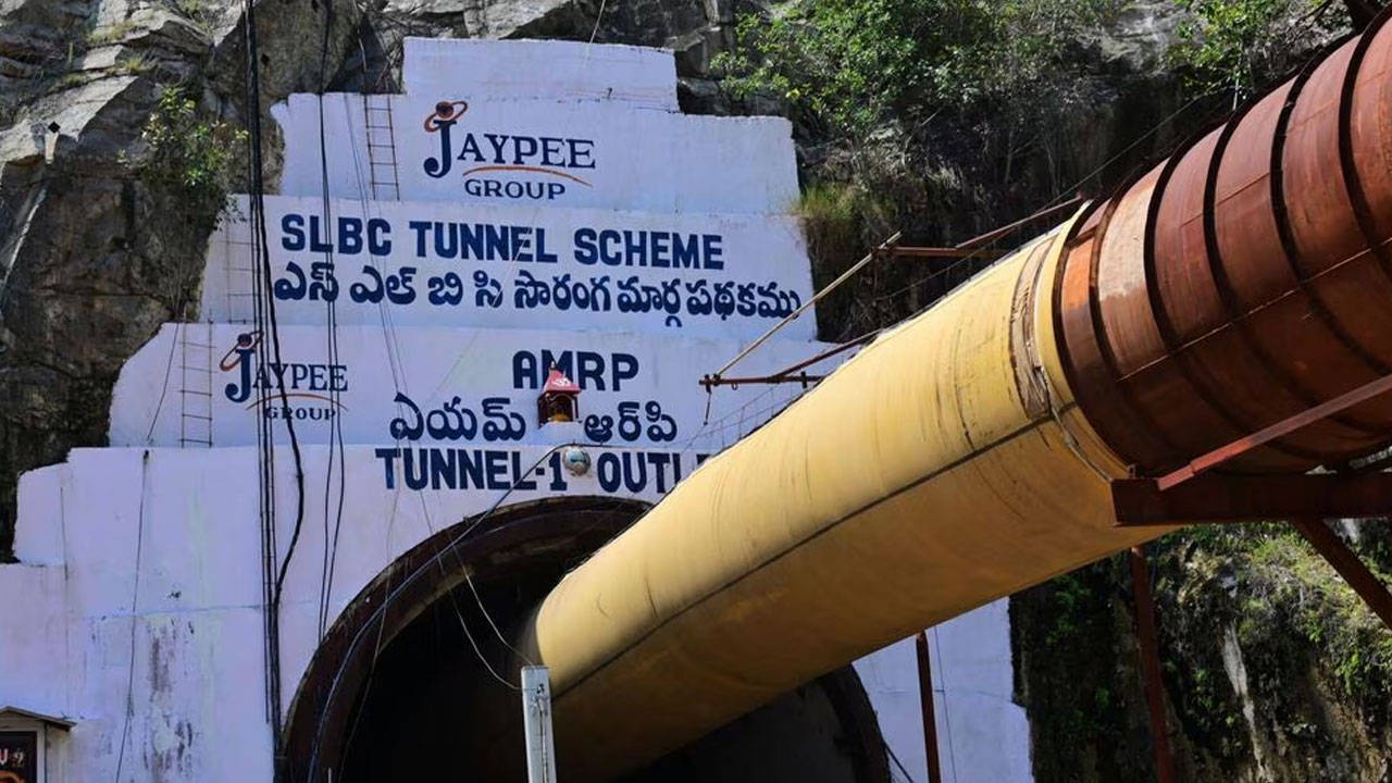 SLBC Tunnel | అసలు ఎస్‌ఎల్‌బీసీ సొరంగ మార్గం ఎందుకు తవ్వుతున్నారు.. దాంతో ఏం లాభం?