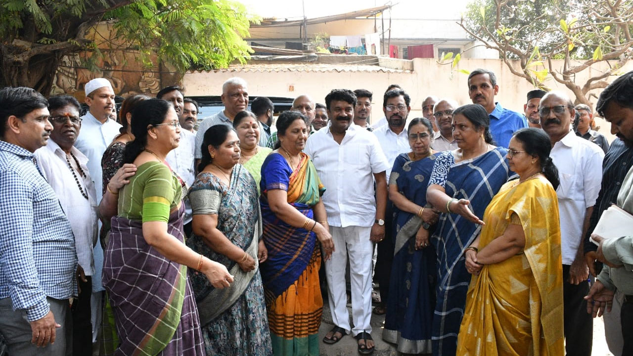 MLA Talasani | ప్రజా సమస్యల పరిష్కారానికి పెద్దపీట : ఎమ్మెల్యే తలసాని శ్రీనివాస్ యాదవ్