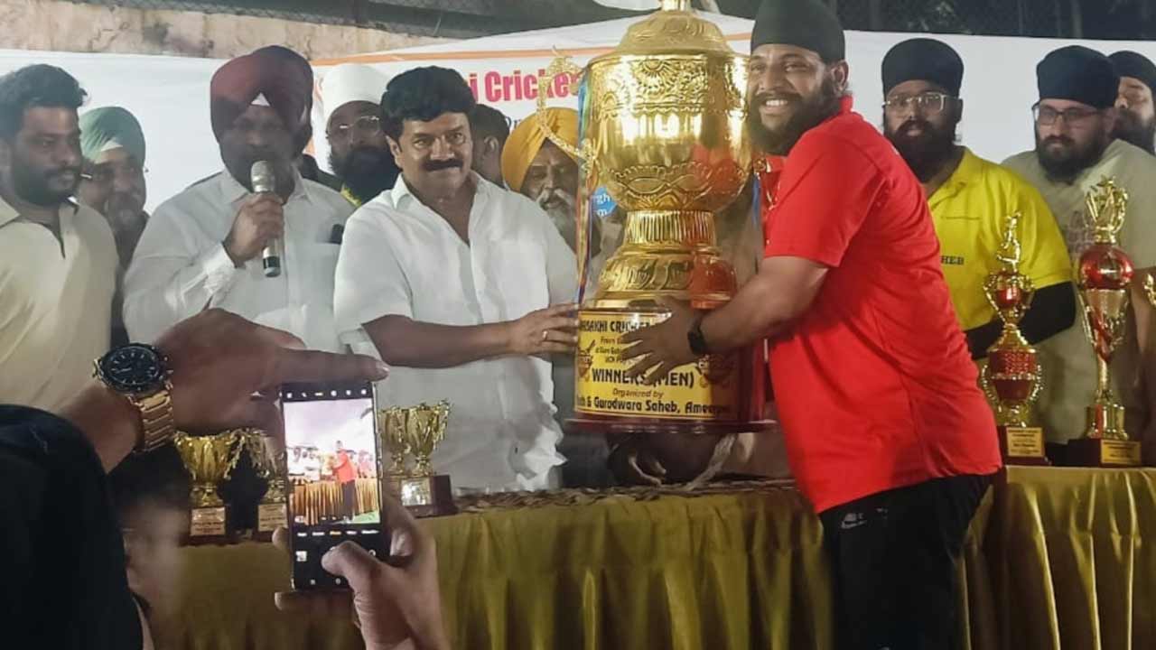 Baisakhi Tournament | బైసాఖి టోర్నమెంట్‌ విజేతగా రాయల్‌ ఛాలెంజర్స్‌.. బహుమతి అందజేసిన తలసాని