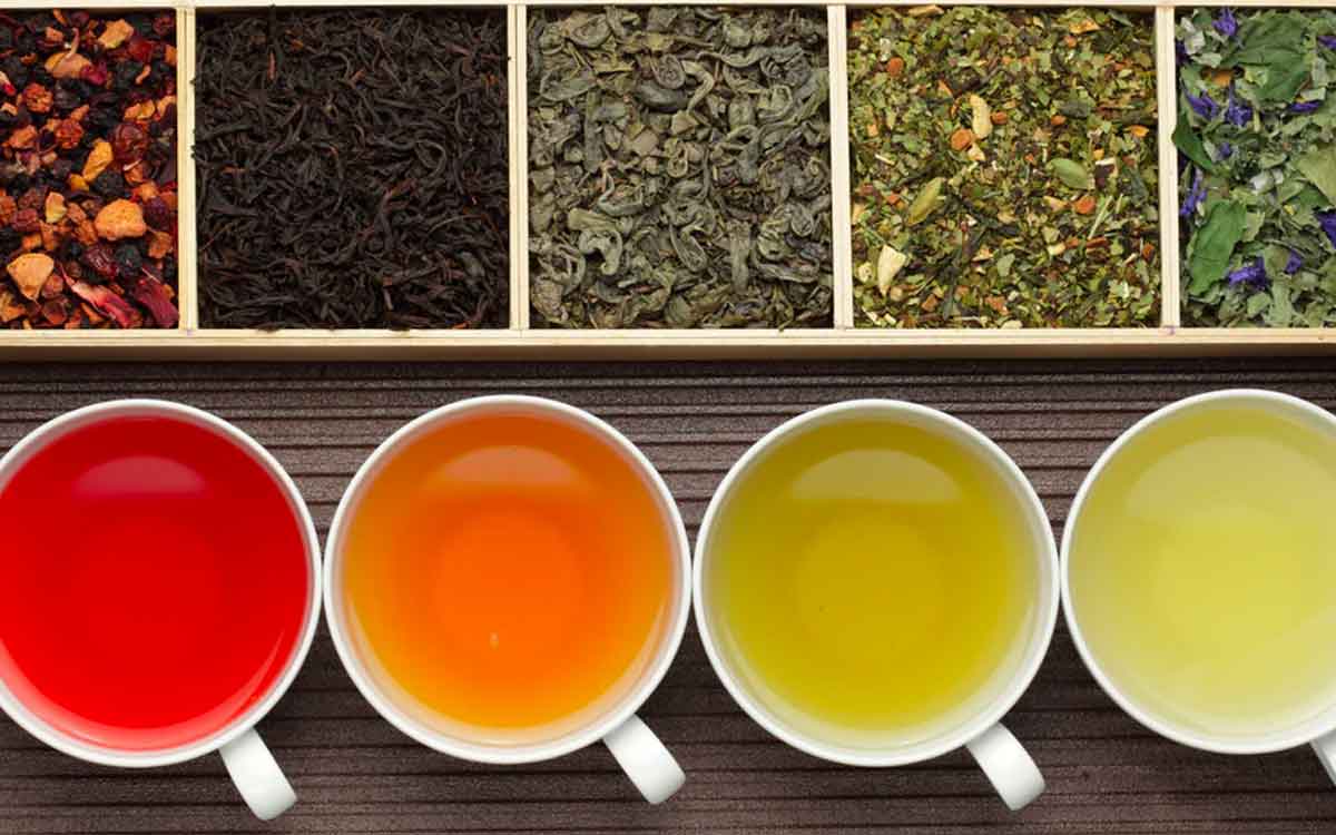 Herbal Teas | రోజూ మీరు తాగే టీల‌కు బ‌దులుగా వీటిని తాగండి.. ఎన్నో లాభాలు క‌లుగుతాయి..!