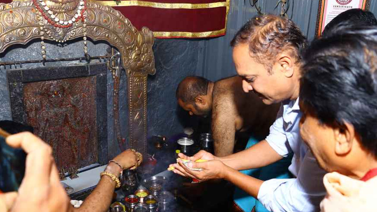 Bandari Lakshma Reddy | కాలభైరవుడికి ఎమ్మెల్యే బండారి ప్రత్యేక పూజలు