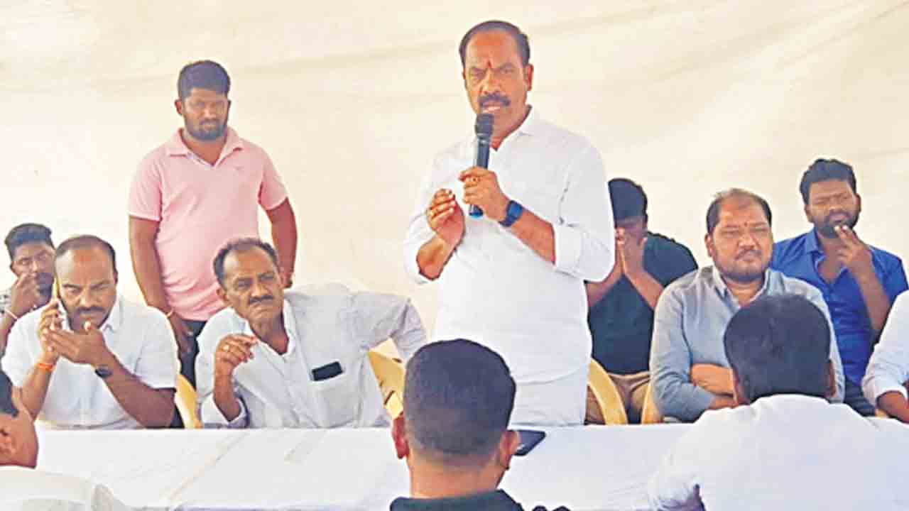 వాలీబాల్‌ టోర్నీ విజయవంతం చేయాలి