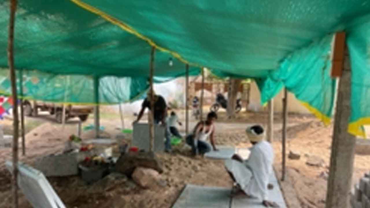 Vemulapalli | పురాతన శివాలయానికి యువతరం క్లబ్ చేయూత