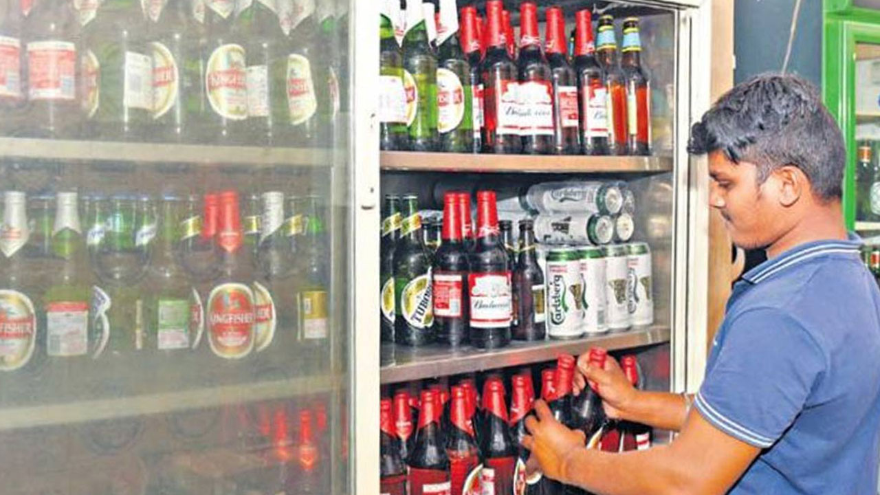 Wine Shops | రెండు రోజుల పాటు హైదరాబాద్లో మద్యం దుకాణాలు బంద్