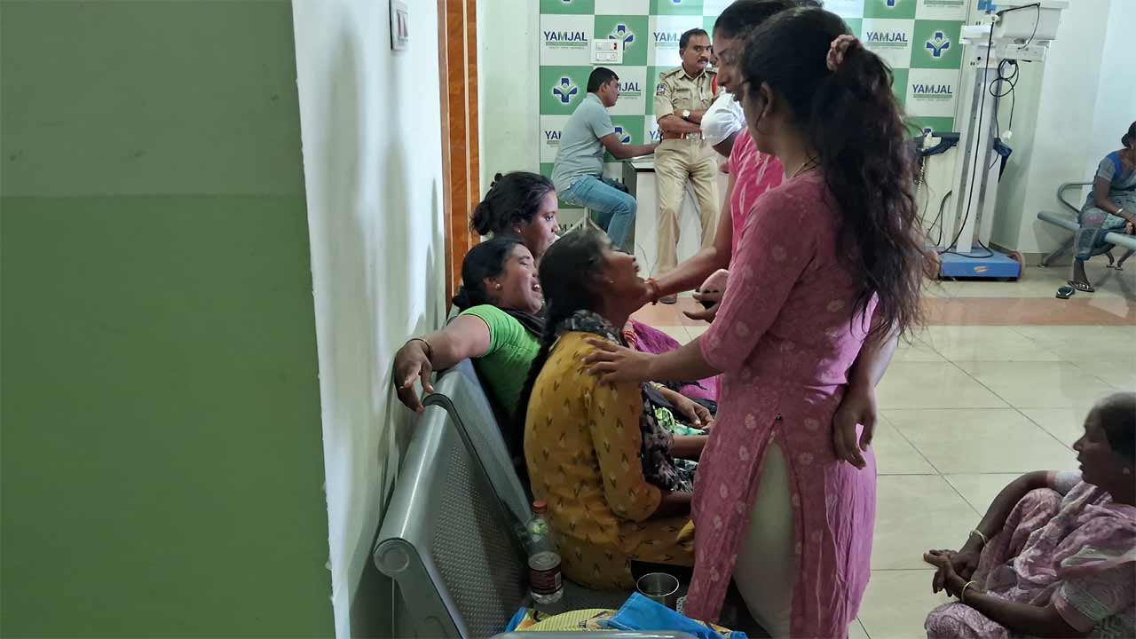 వైద్యుల నిర్లక్ష్యంతో భవన నిర్మాణ రంగ కార్మికుడు మృతి.. మిన్నంటిన బంధువుల రోదనలు