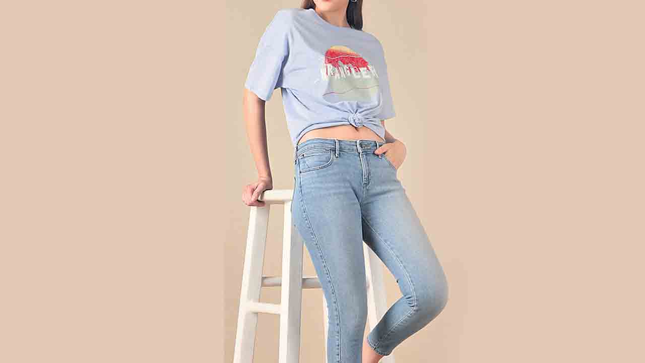 అరుదుగానే అందం