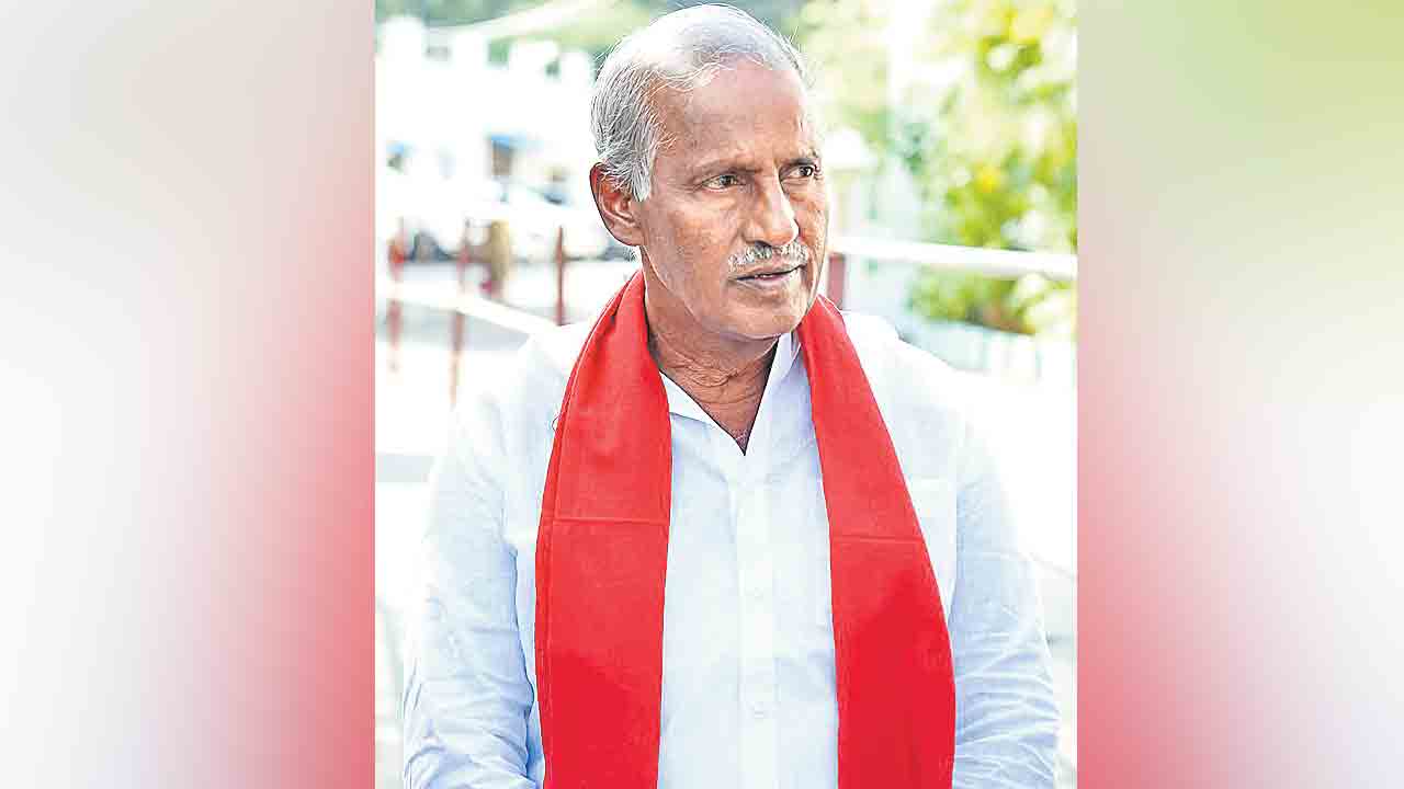 మంత్రులు హోంవర్క్‌ చేయడం లేదు