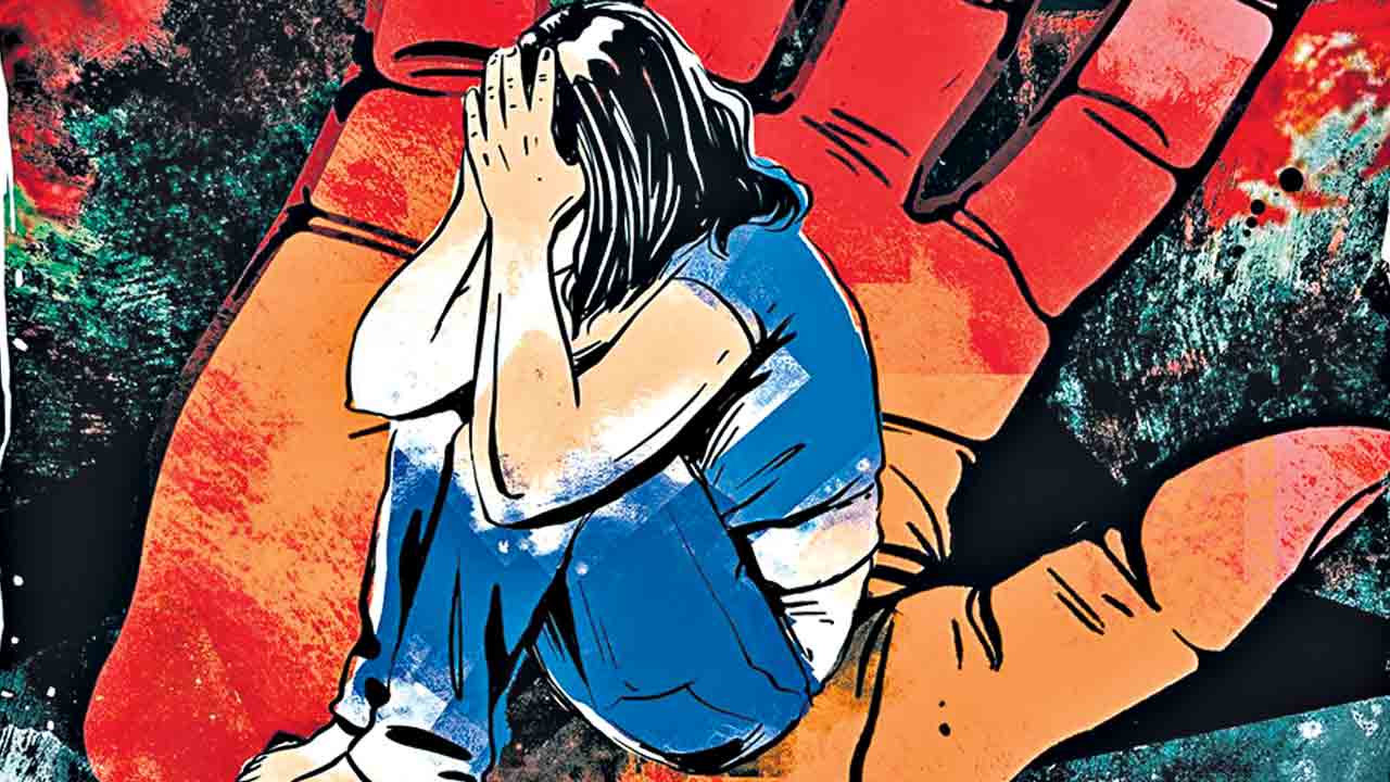 విదేశీ యువతుల అక్రమ రవాణాపై నిఘా..!