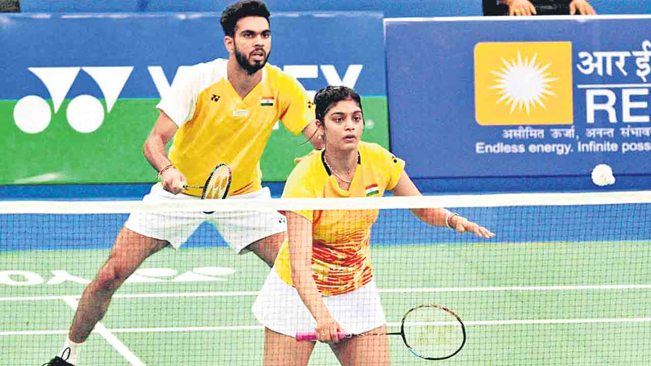 ధృవ్‌, తనీశ జోడీ నిష్క్రమణ