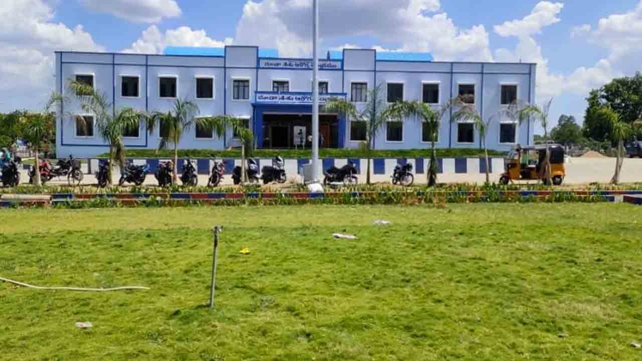 కొత్తగూడెంలో ఎర్త్సైన్స్ వర్సిటీ
