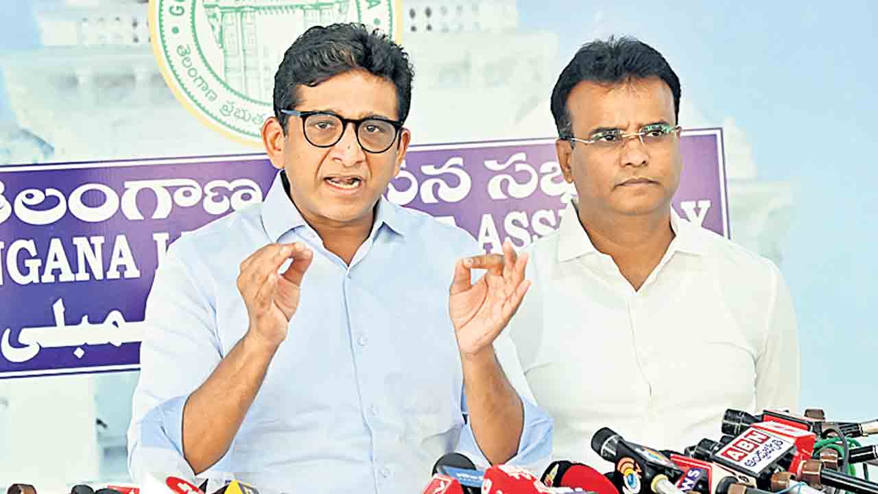 BRS Party | కాంగ్రెస్‌, బీజేపీల‌ది ఢిల్లీలో కుస్తీ.. గల్లీలో దోస్తీ.. బీఆర్ఎస్ ఎమ్మెల్యేల ధ్వ‌జం