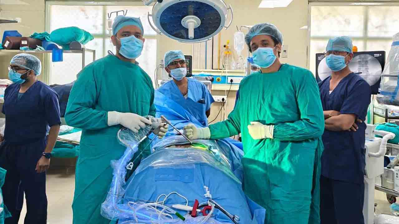 ఎయిమ్స్‌లో స్పైన్‌ ఎండోస్కోపిక్‌ సేవలు ప్రారంభం