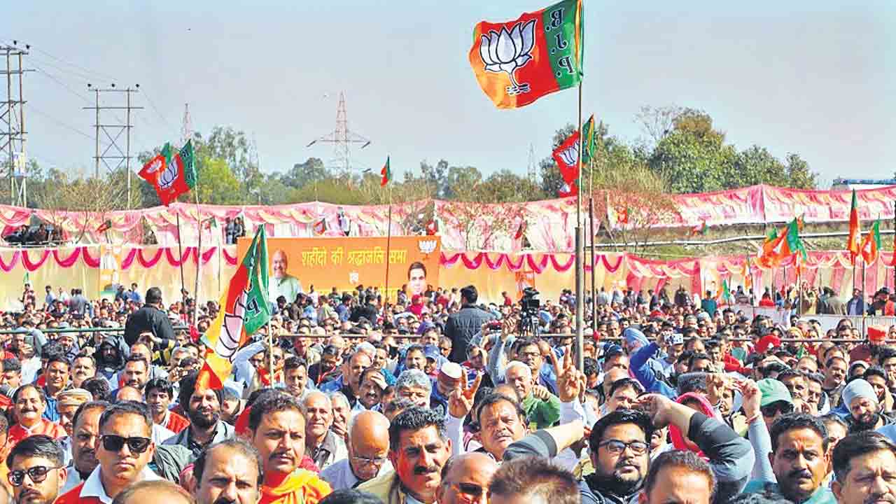 బీజేపీతో పొంచి ఉన్న ప్రమాదం