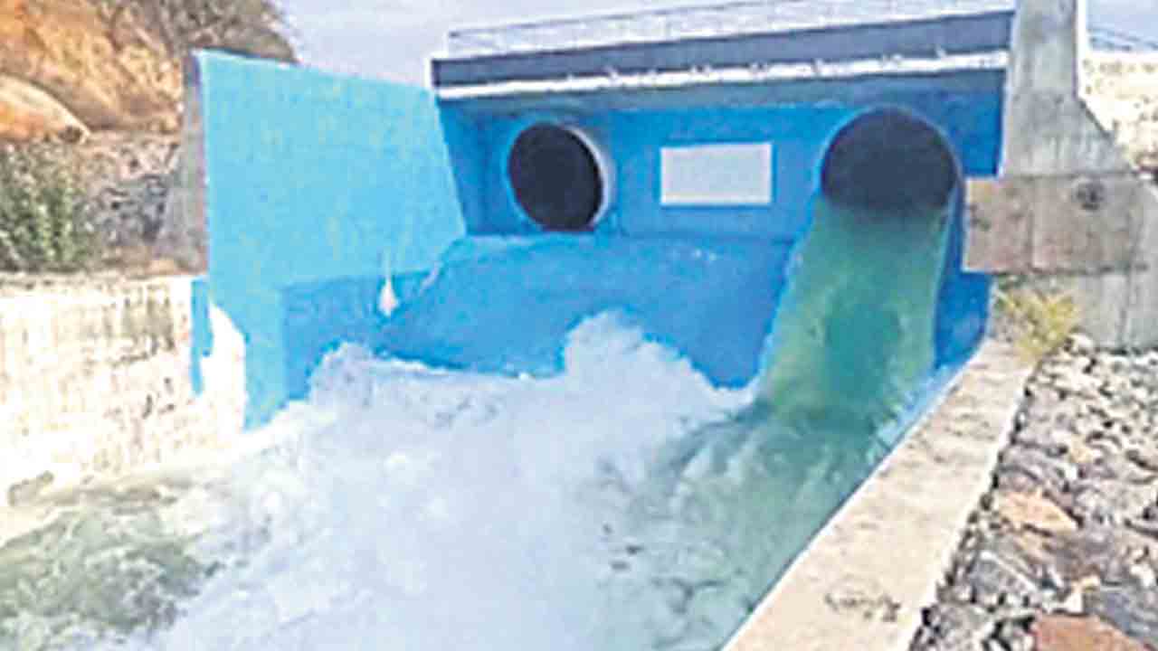 KTR | కేటీఆర్‌ అల్టిమేటం.. దిగొచ్చిన సర్కారు.. మధ్యమానేరు నుంచి మల్కపేట రిజర్వాయర్‌లోకి నీళ్లు