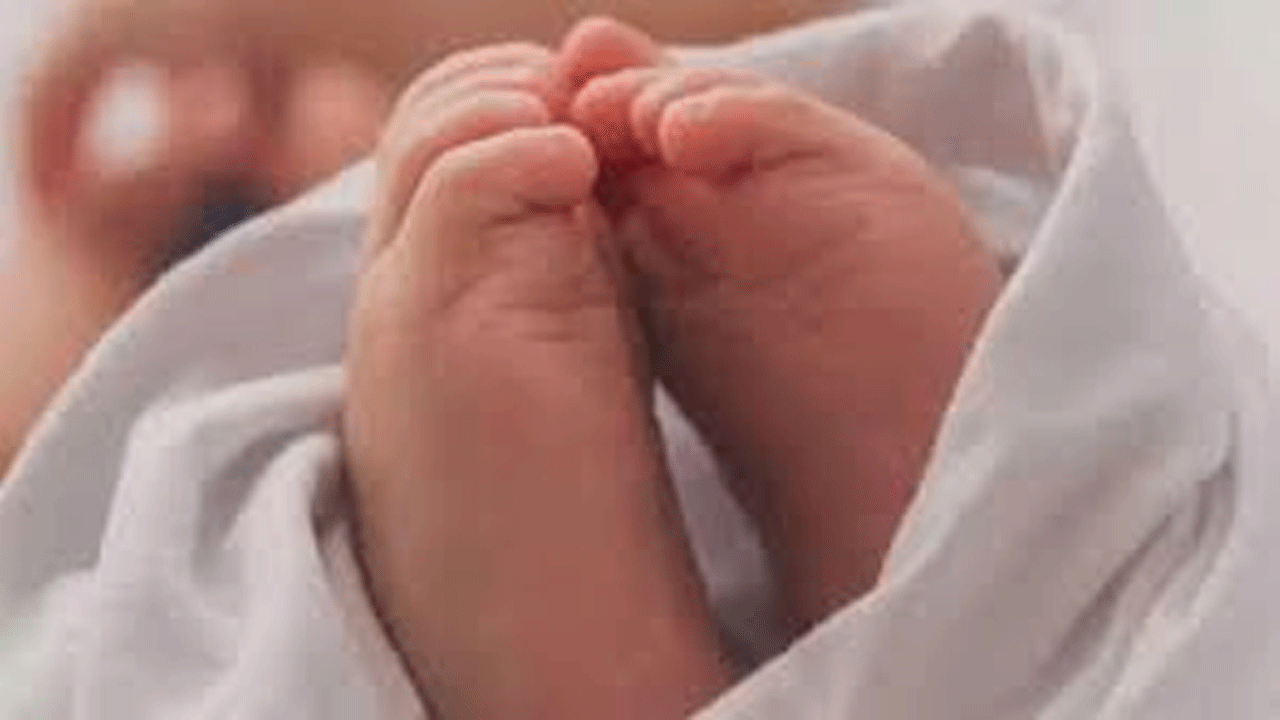 రోగం పోవాలని పసివాడికి 40 వాతలు ఒడిశాలో దారుణం