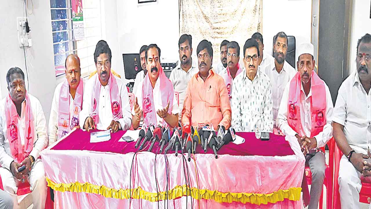 సీఎం రేవంత్‌రెడ్డివి సైకో మాటలు