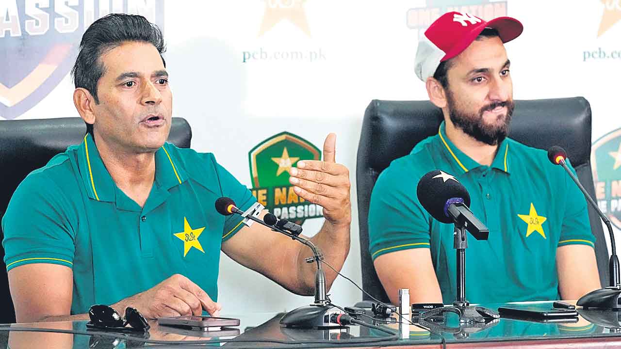 బాబర్‌, రిజ్వాన్‌పై వేటు