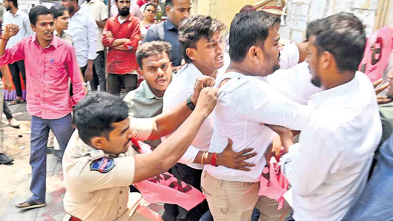 టెన్త్ ‘ఫెయిల్’ సర్కార్!