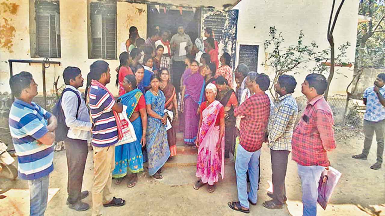 పొంగులేటి గారూ.. హామీల సంగతేంటి