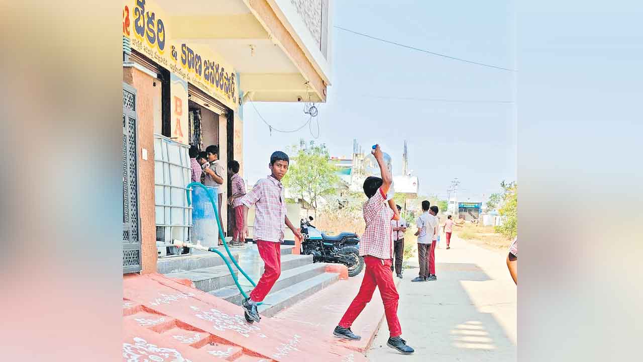 సీఎం సారూ.. తాగునీరు ఇప్పించండి