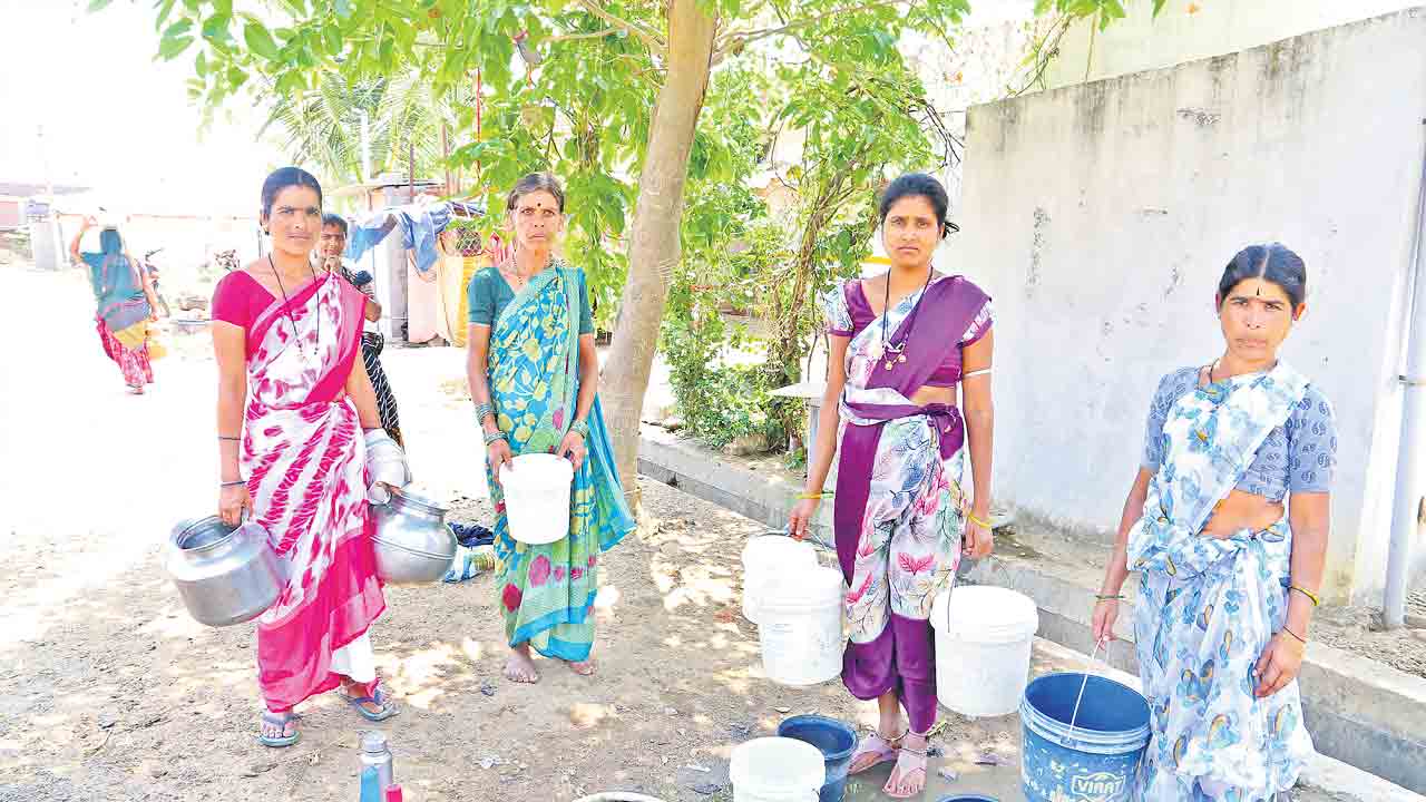 క్యాసంపల్లి తండాలో కన్నీటి గోస