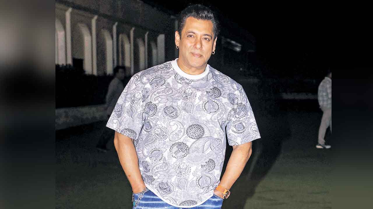 సెట్‌లో కనీసం కూర్చోను!